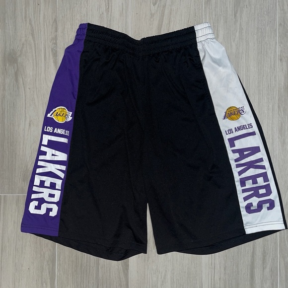 Los Angeles Lakers Shorts - Picture 1 of 3